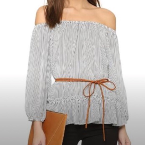 Baily 44 Off Shoulder Top - Picture 5 of 6